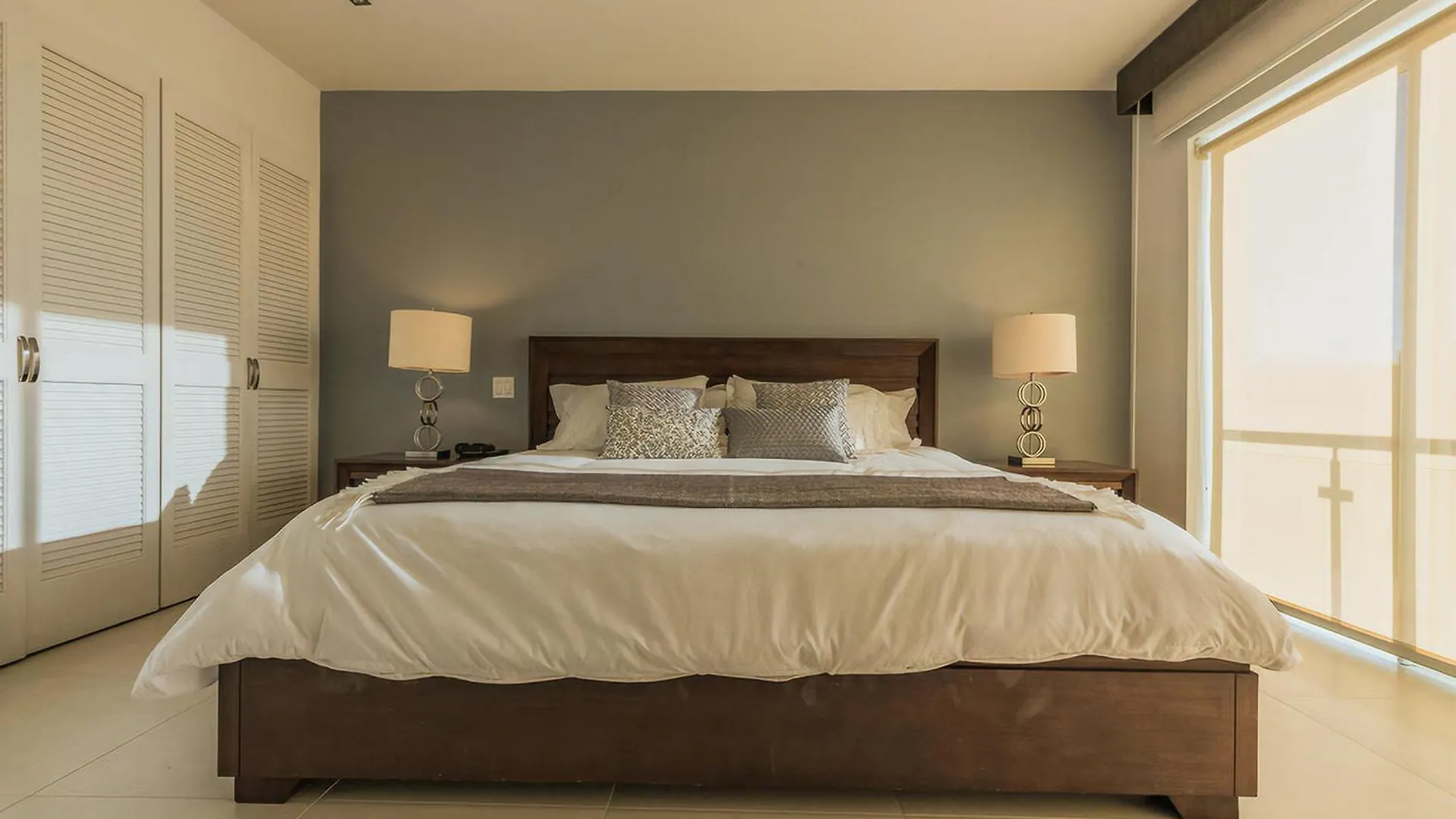 Modern, Stylish And Great Views Apt In Oceania Palm Beach